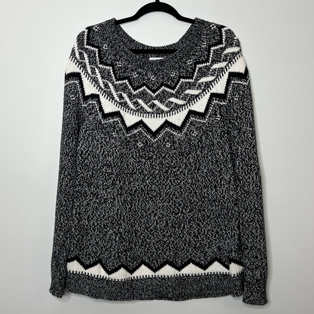 Old Navy Black White Sweater Size XL
